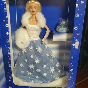 1999 Snow Sensation Barbie